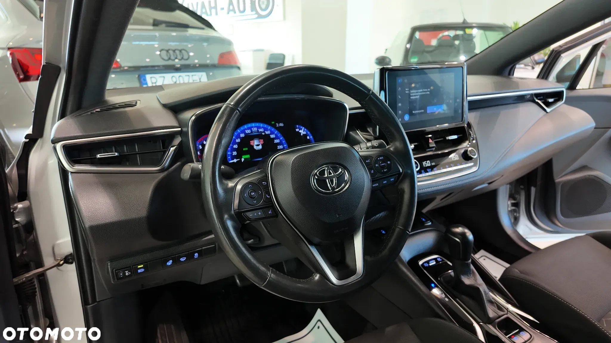 Toyota Corolla 1.8 Hybrid Active - 24