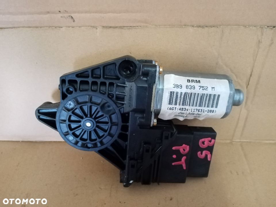 Silniczek szyby prawy tył tylny VW Passat B5 3B9839752M - 1
