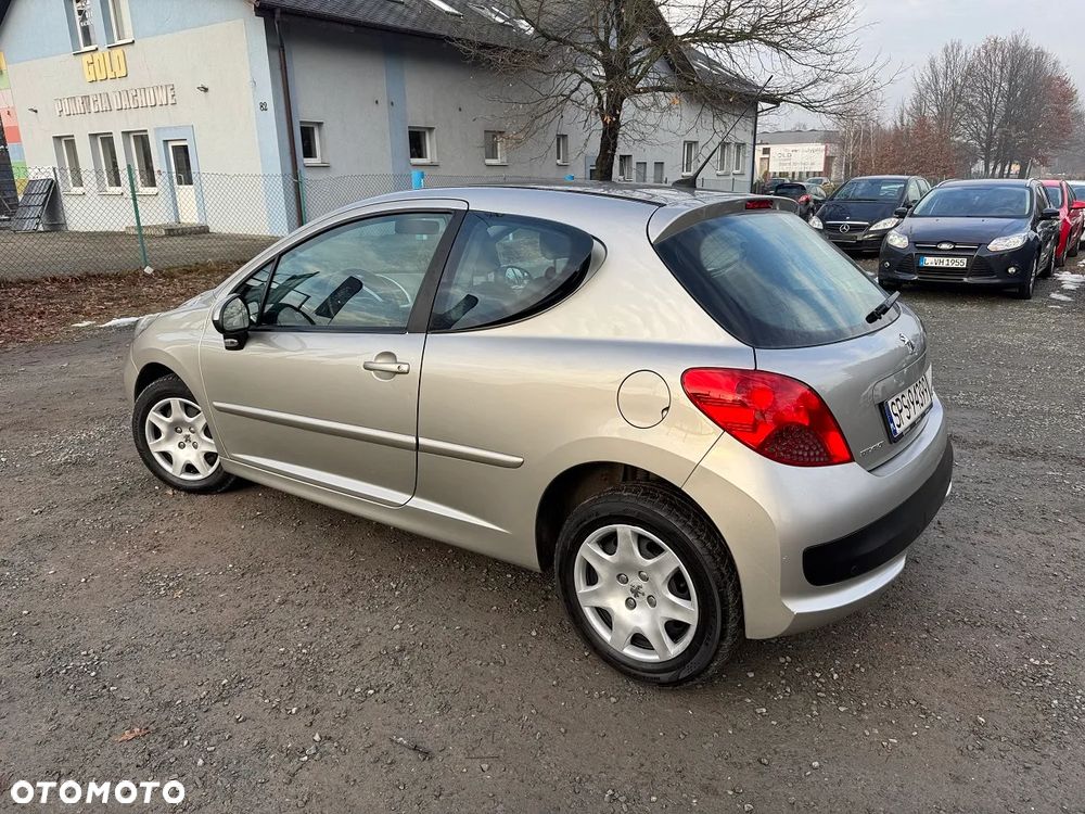 Peugeot 207 - 5