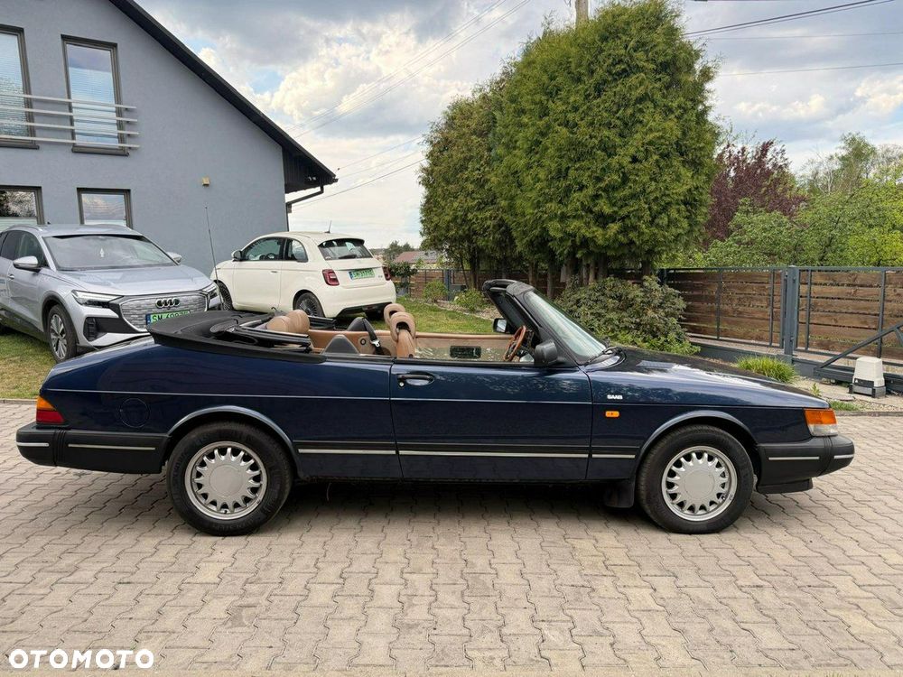 Saab 900 - 18