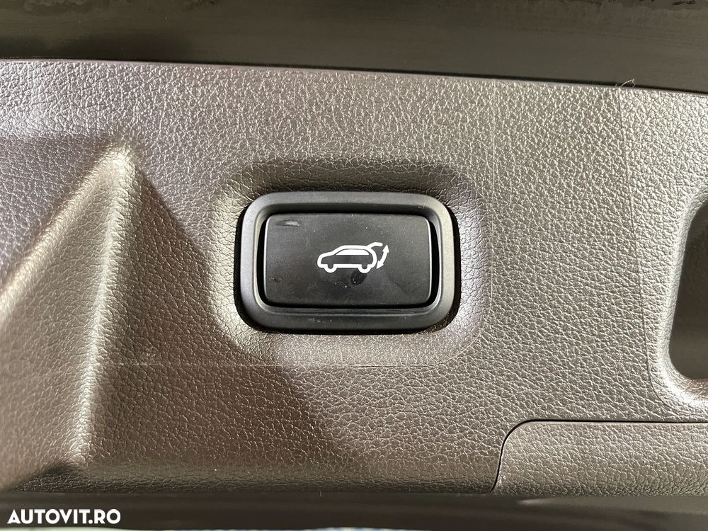 Hyundai Santa Fe - 24