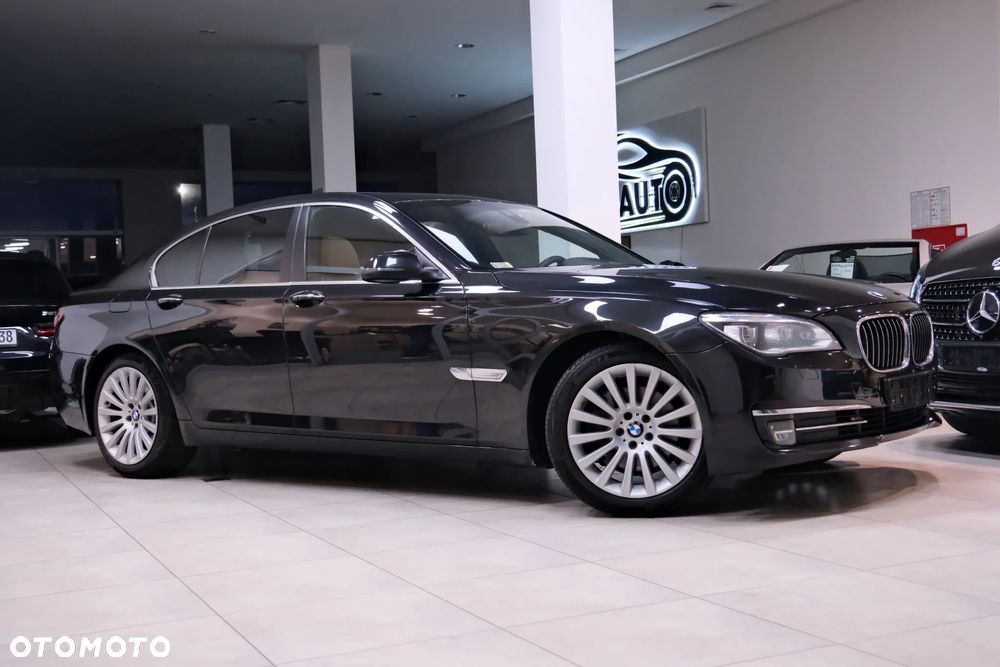 BMW Seria 7 730d Edition Exclusive - 3