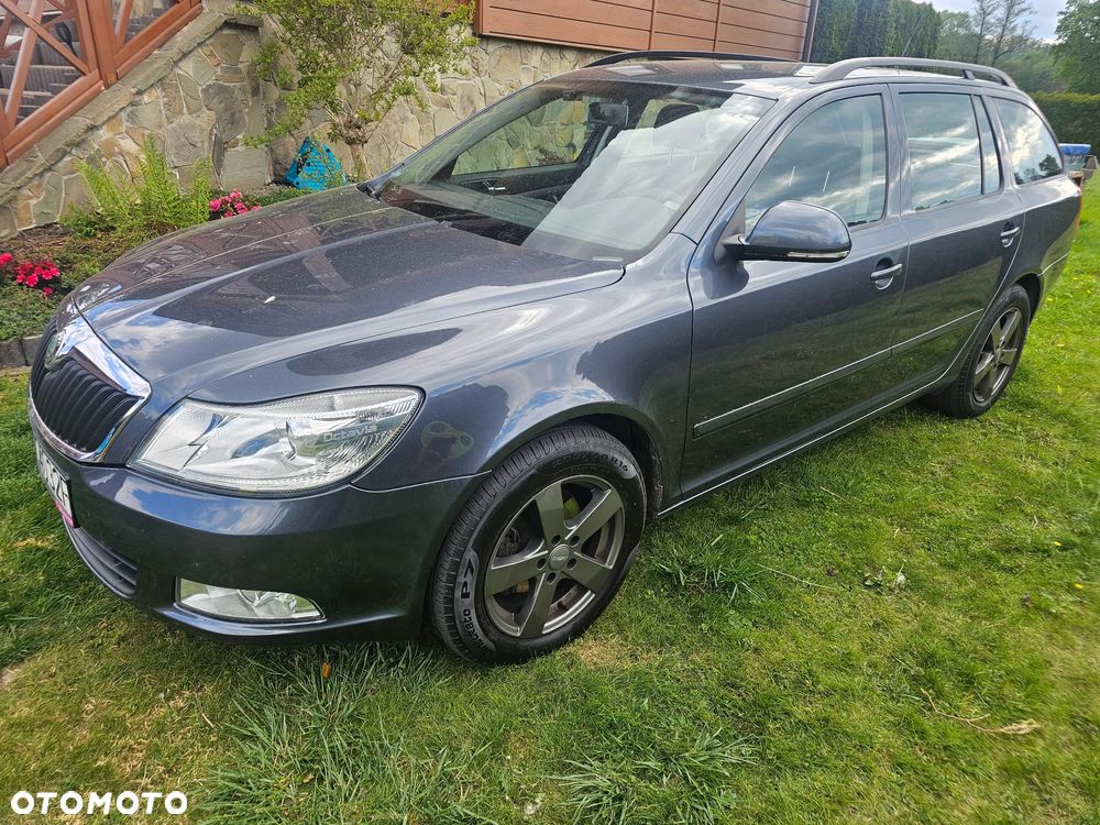 Skoda Octavia 2.0 TDI DPF DSG Ambition - 2