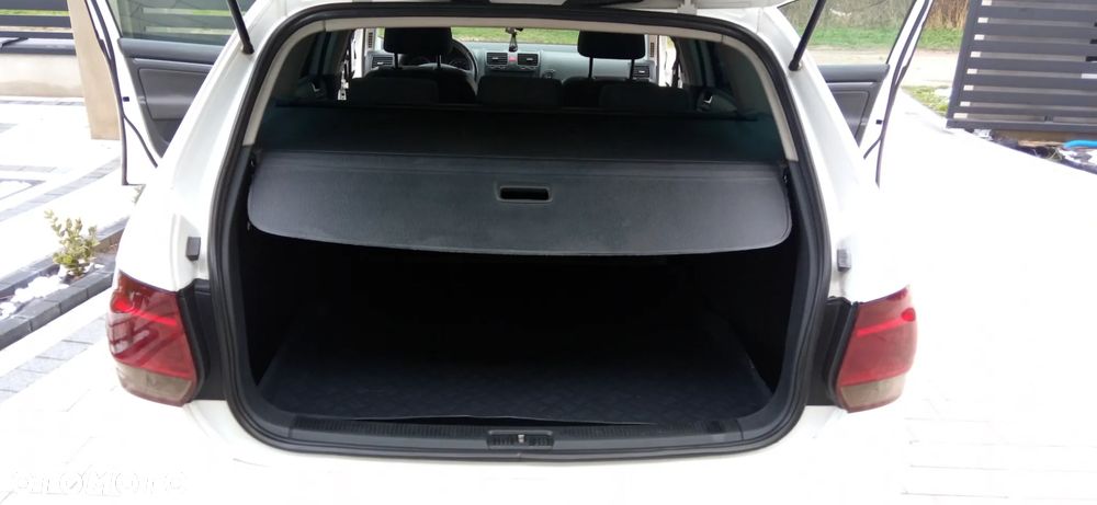 Volkswagen Golf 1.6 Trendline - 23