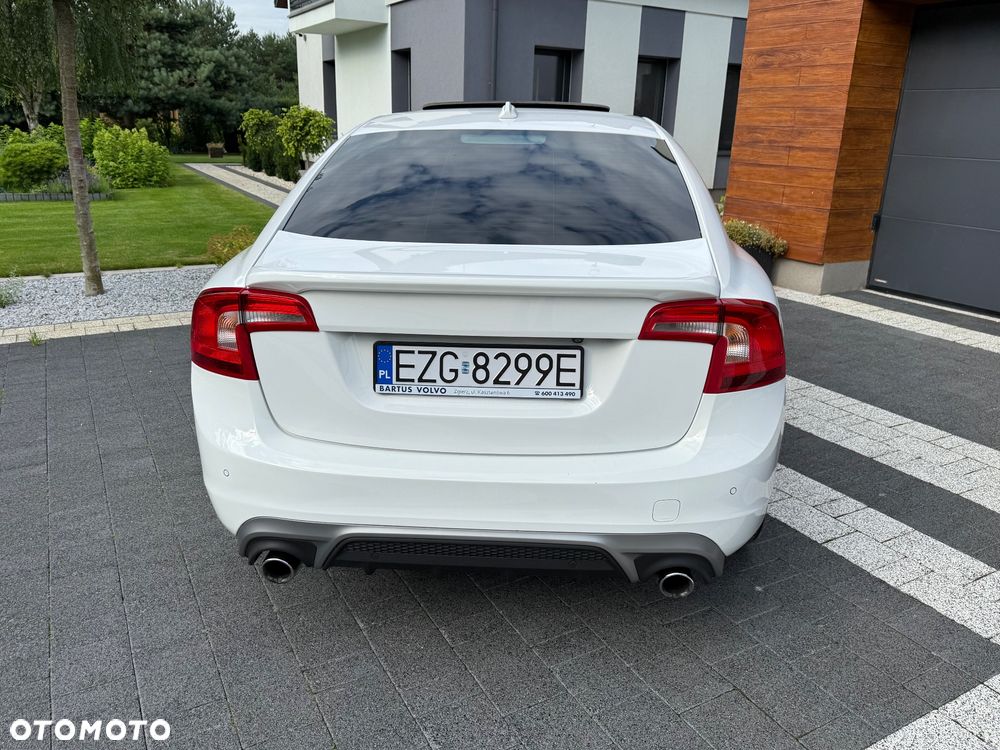 Volvo S60 T5 Drive-E R-Design Summum - 6