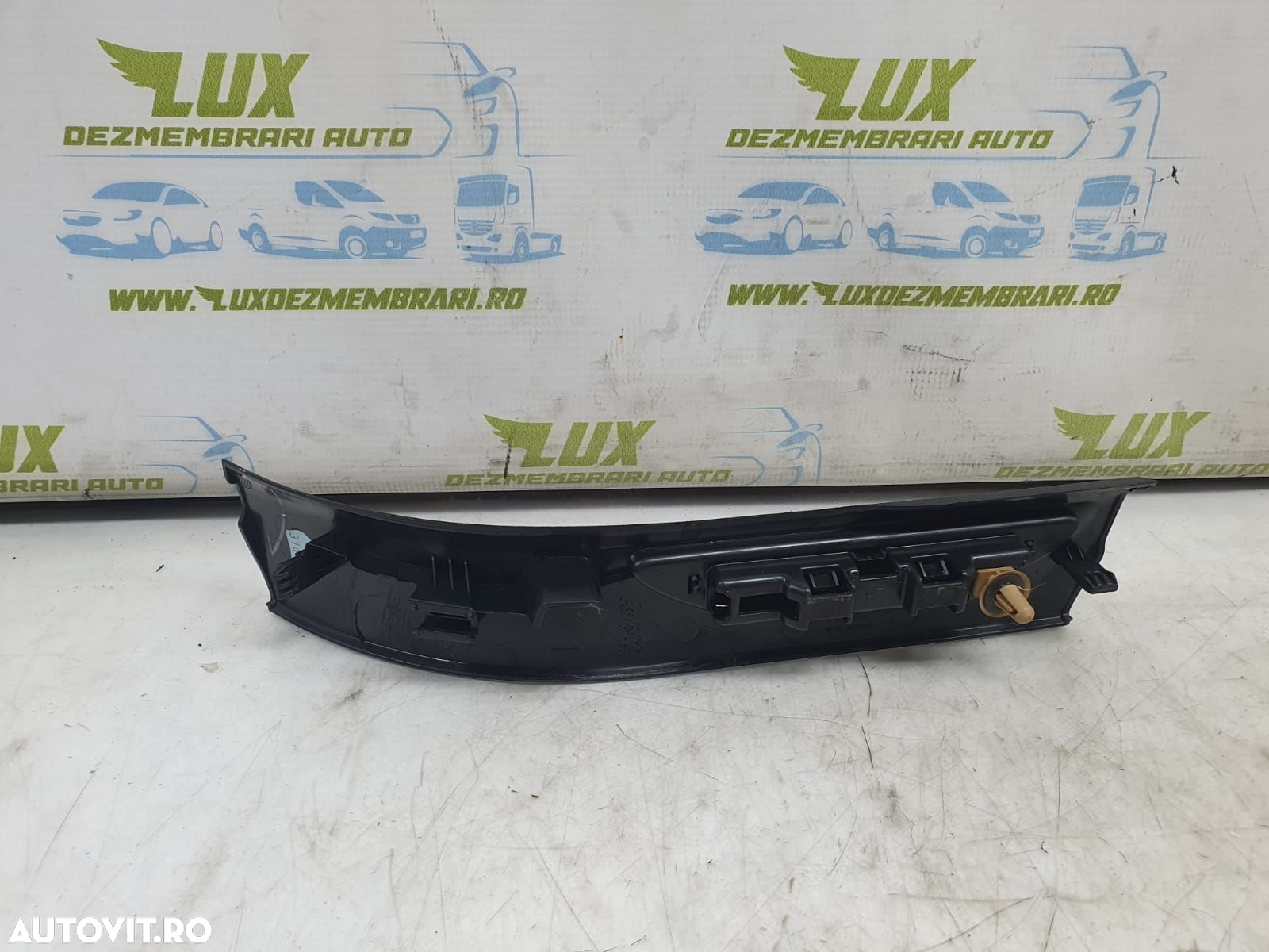 Ornament usa stanga spate 51437382255 BMW X6 F16  [din 2014 pana  202 - 3