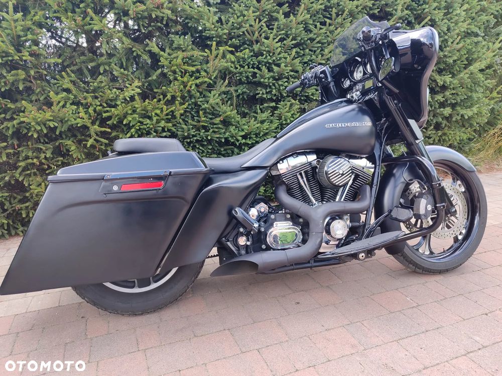 Harley-Davidson CVO Street Glide - 9