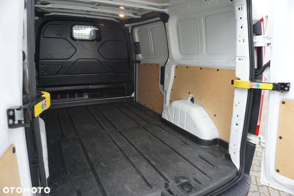 Ford Transit Custom L1H1 270 2,2TDCI 125KM - 21
