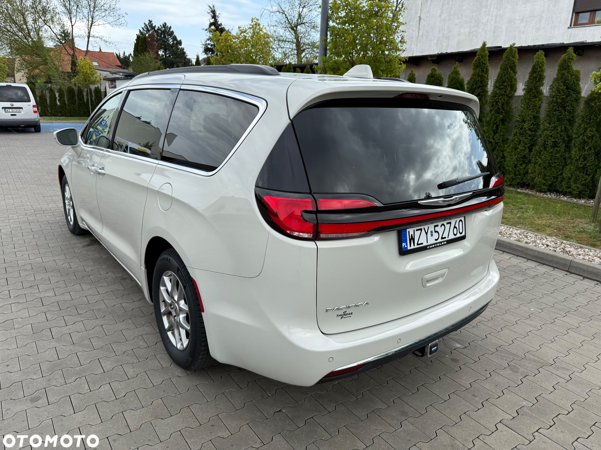 Chrysler Pacifica - 9