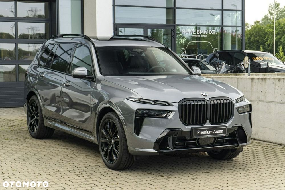 BMW X7 - 7