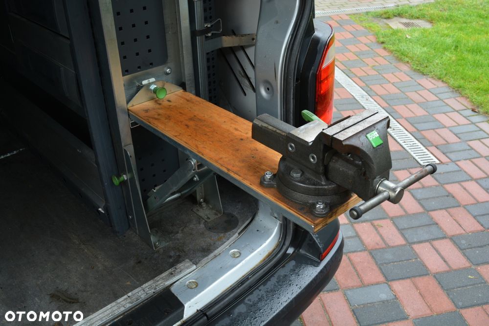 Volkswagen Transporter - 25