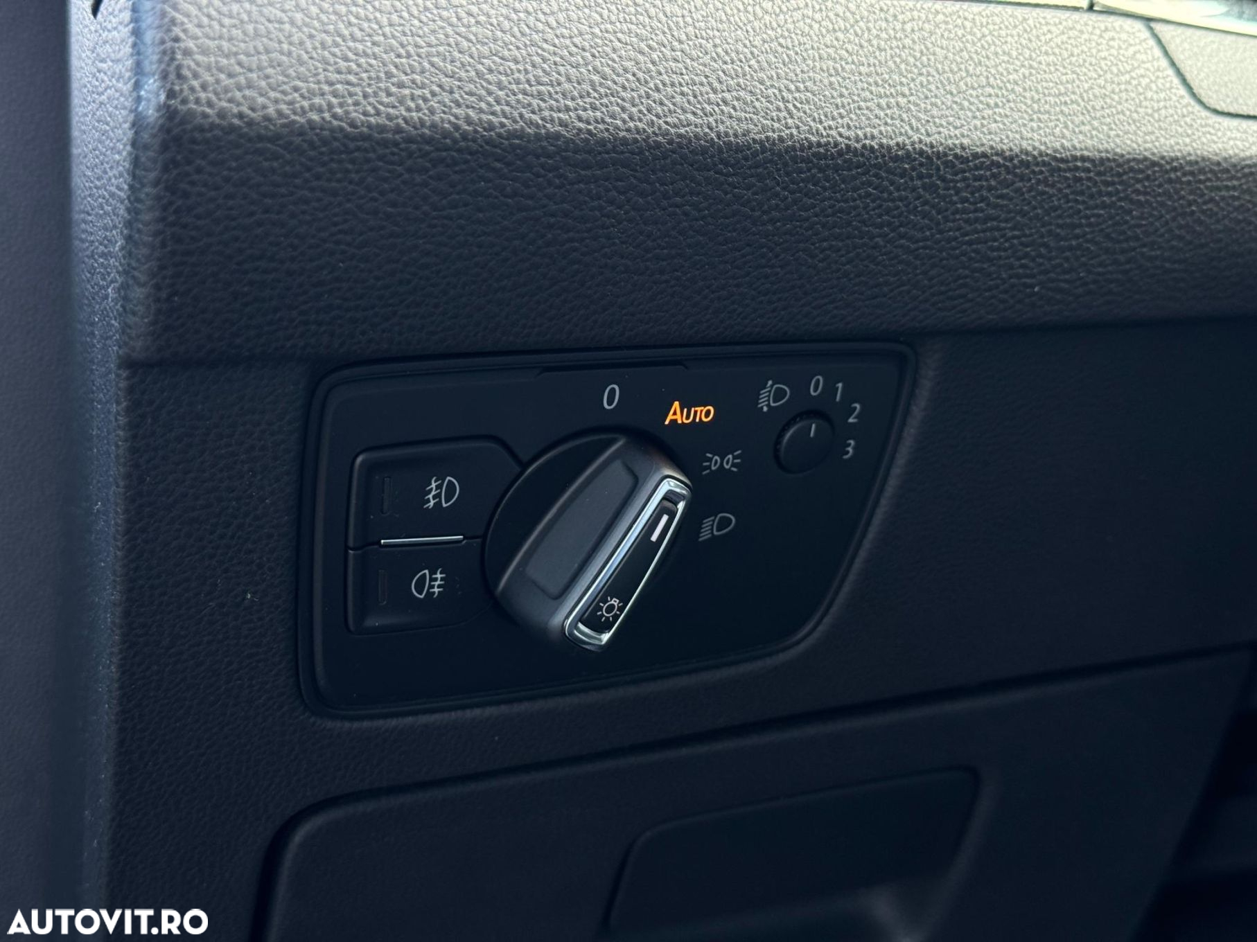 Volkswagen Passat - 15