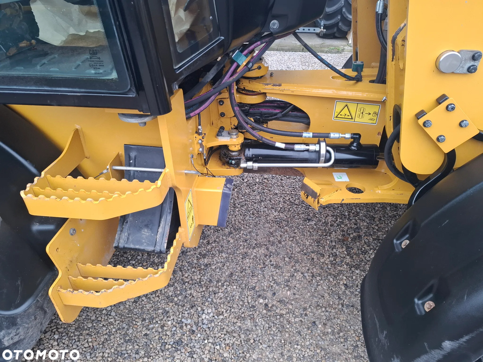 Caterpillar CAT 907 M - 20