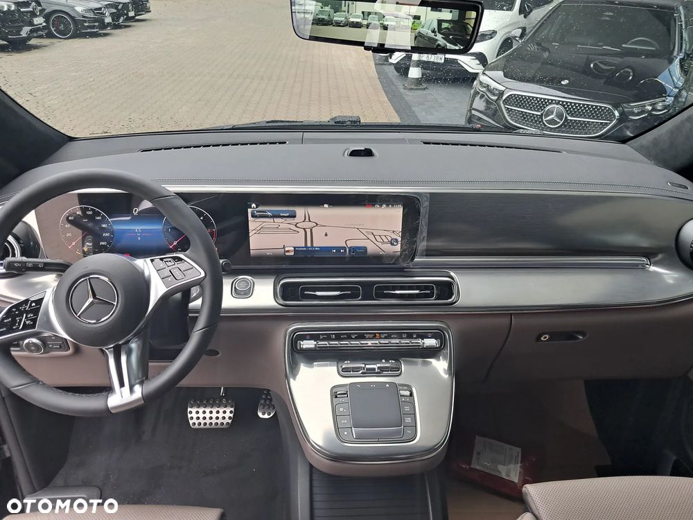 Mercedes-Benz Klasa V 300 d 4-Matic 9G-Tronic Exclusive (d³ugi) - 11