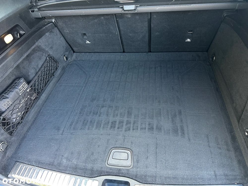 Mercedes-Benz GLE 300 d 4-Matic - 17