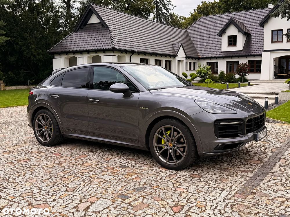 Porsche Cayenne E-Hybrid - 6