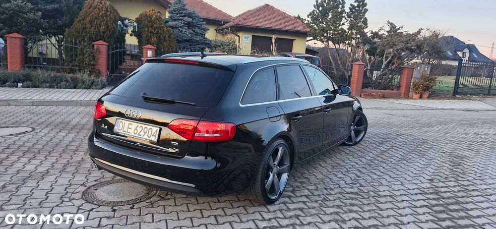 Audi A4 Avant - 6