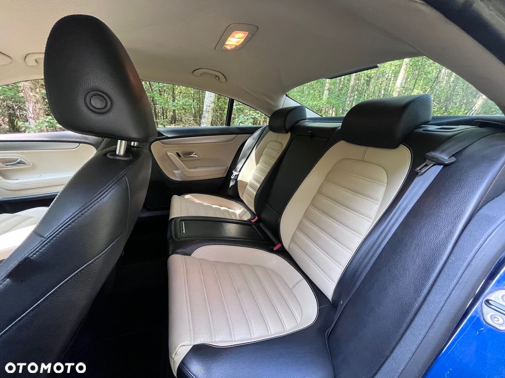 Volkswagen Passat CC - 13