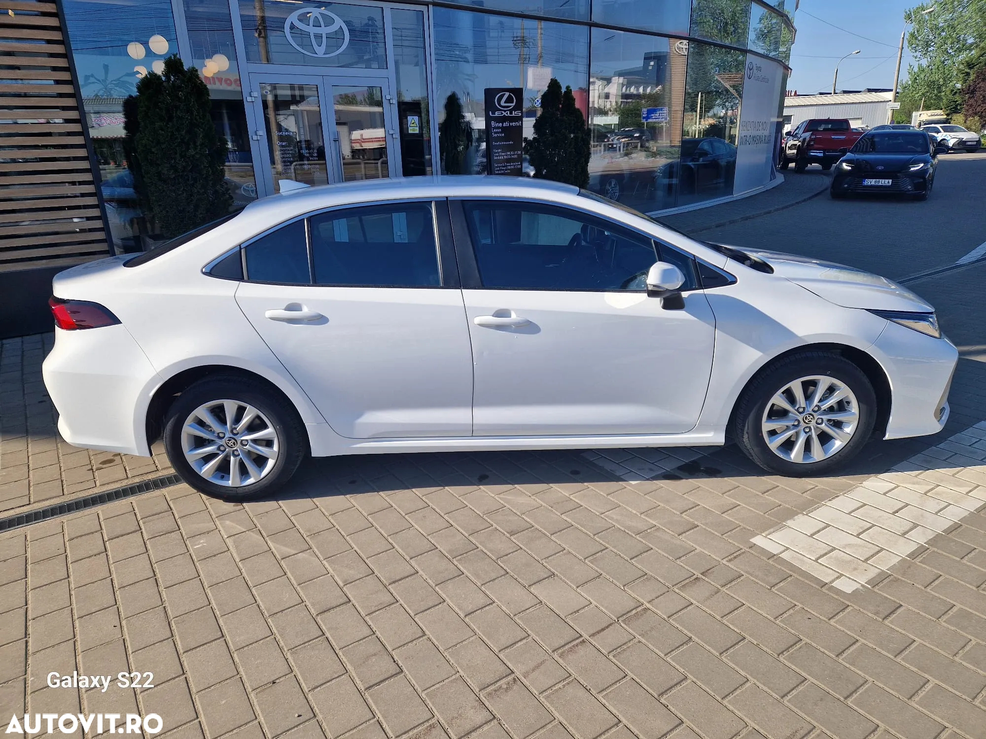 Toyota Corolla 1.8 HSD Business - 4