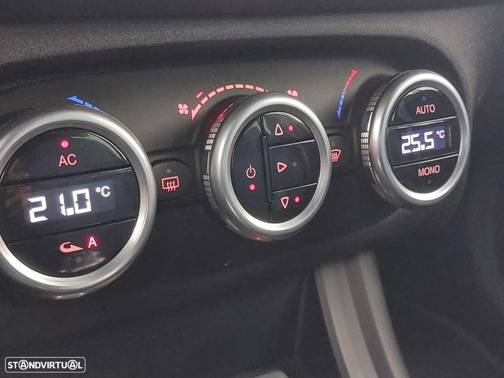 Alfa Romeo Giulietta 1.4 T M-air - 32