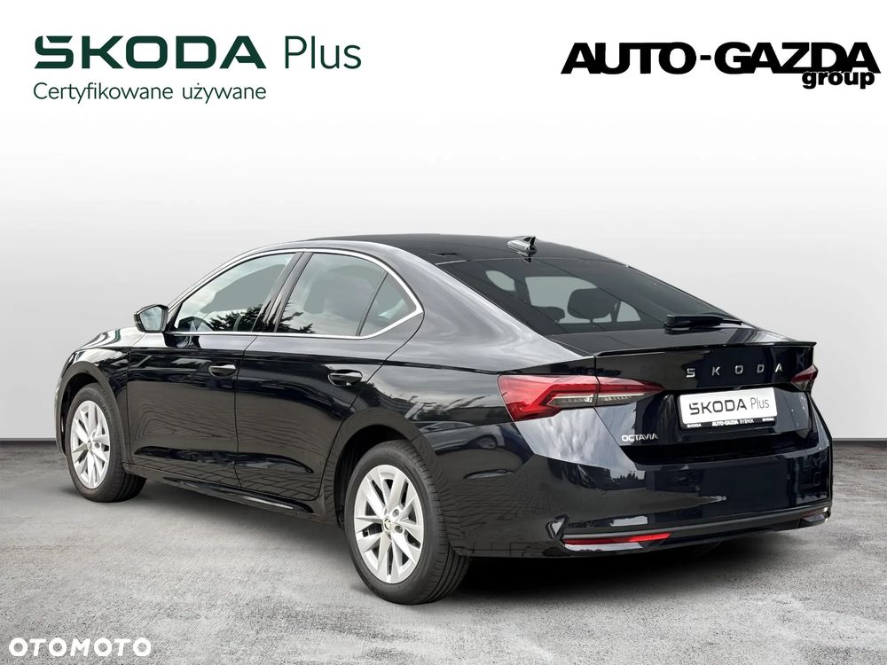 Skoda Octavia 2.0 TDI Edition 130 Selection DSG - 3