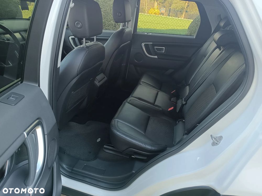Land Rover Discovery Sport 2.0 D180 R-Dynamic HSE - 16