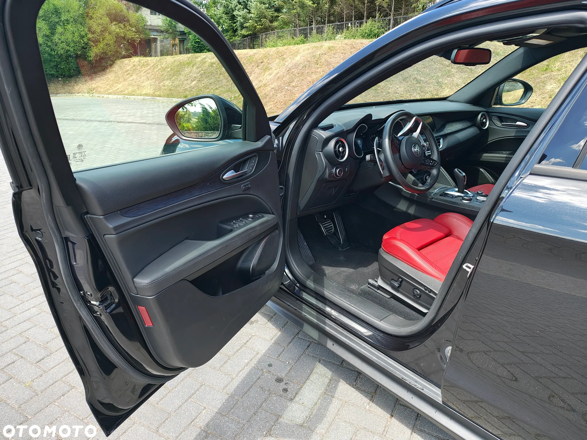 Alfa Romeo Stelvio 2.0 Turbo 16V AT8-Q4 Sprint - 17