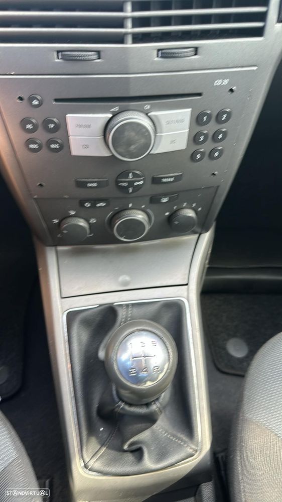 Opel Astra 1.7 CDTI Enjoy - 16