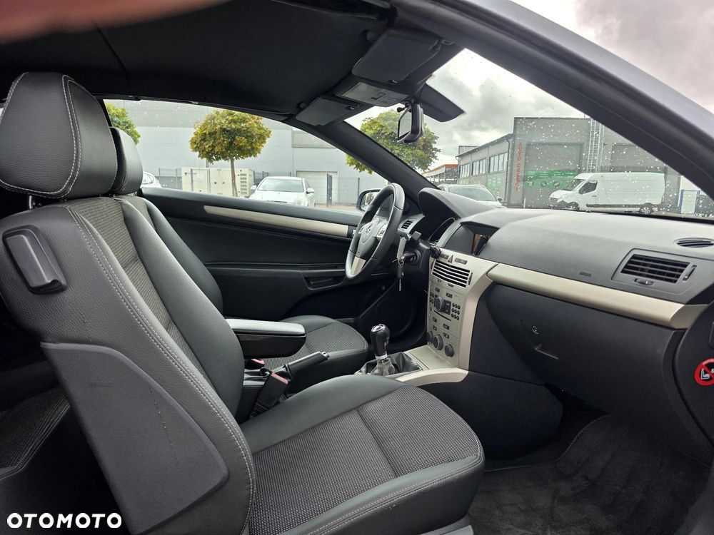 Opel Astra - 10