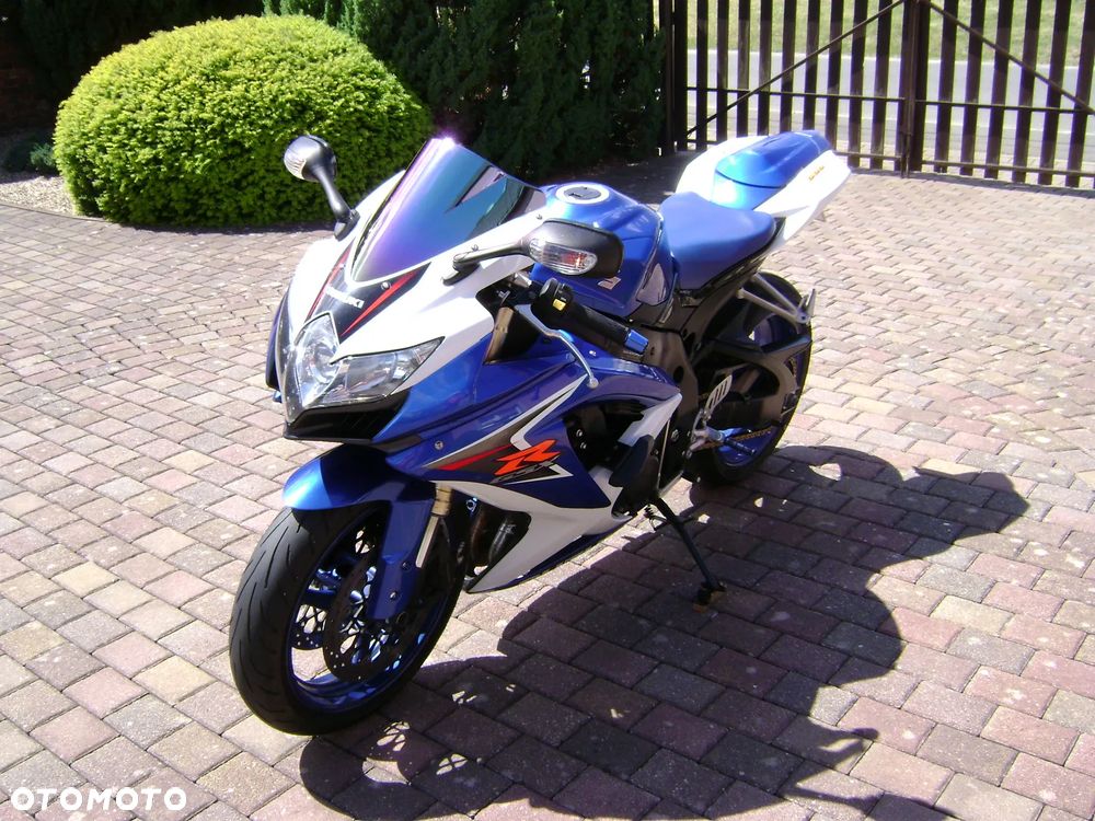 Suzuki GSX-R - 2