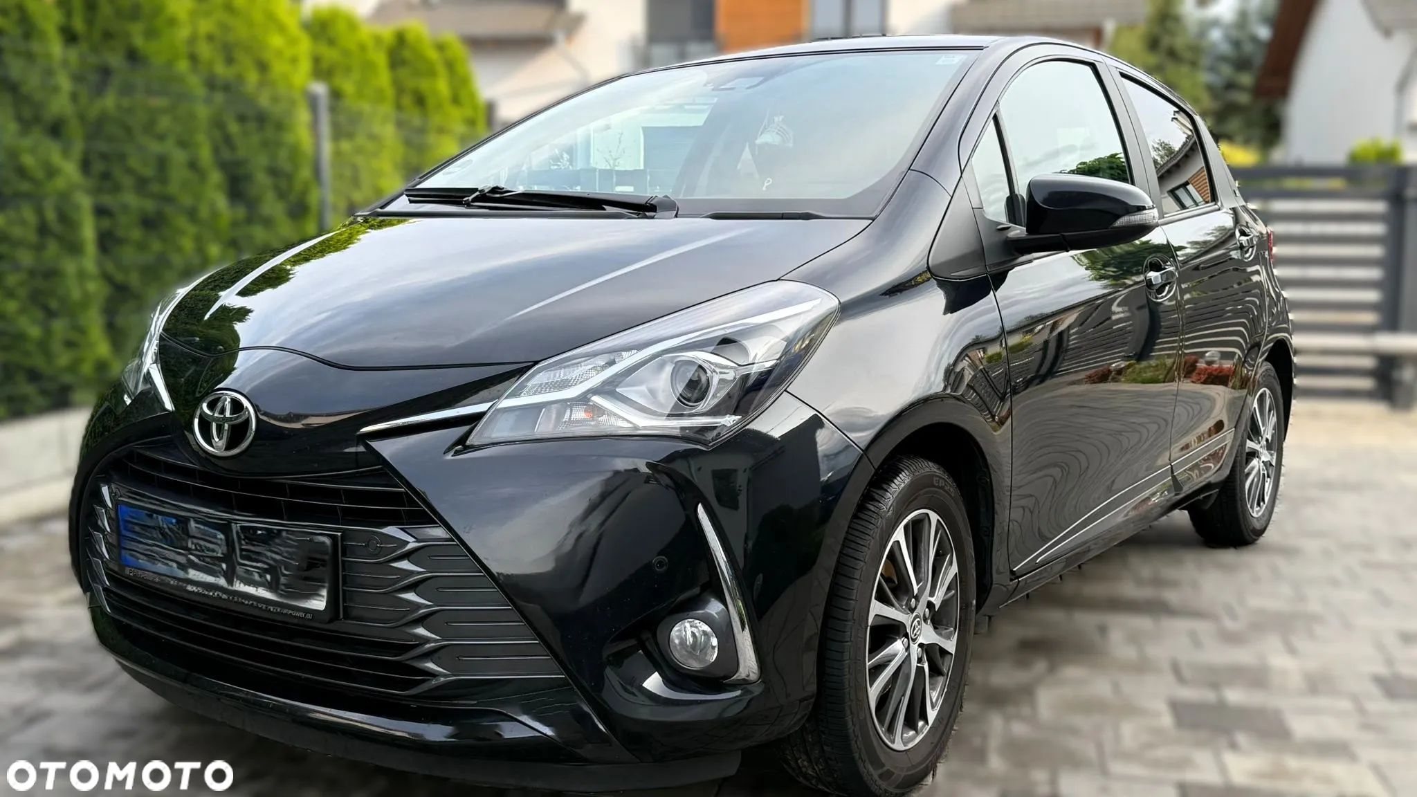 Toyota Yaris 1.5 20th Anniversary - 1