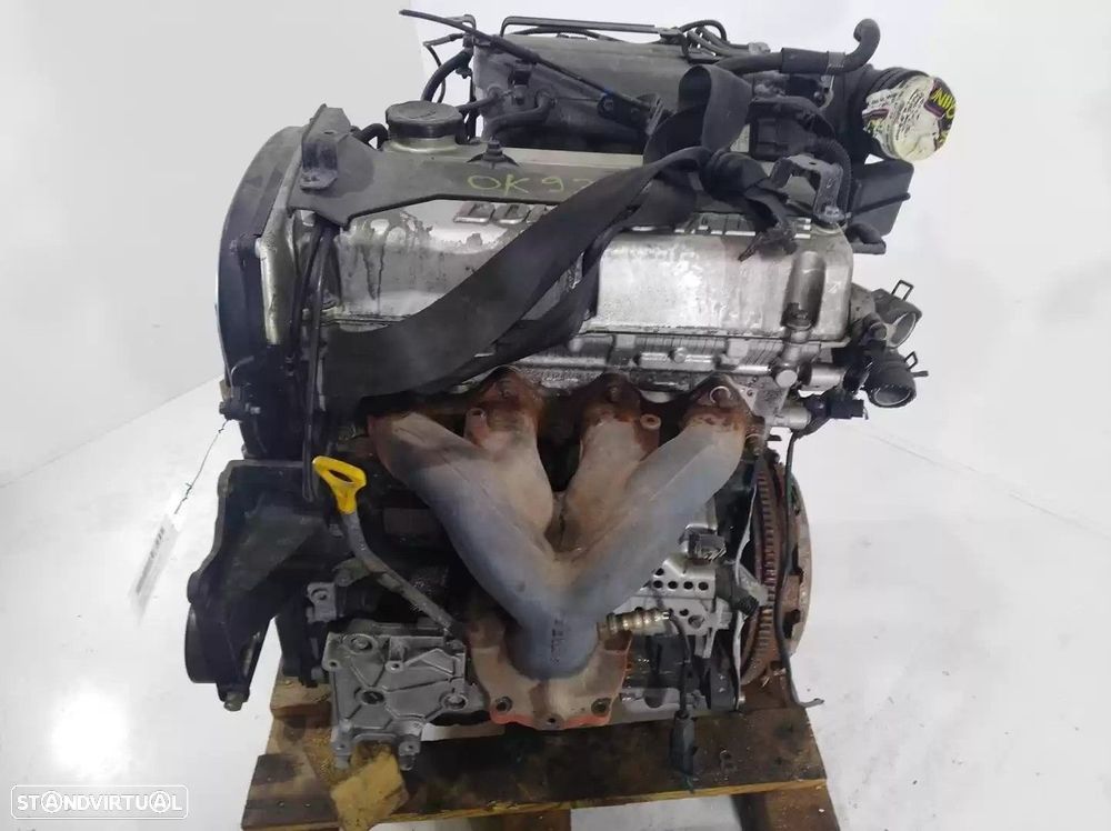 MOTOR COMPLETO HYUNDAI SANTA FÉ I 2000 -G4JS - 2