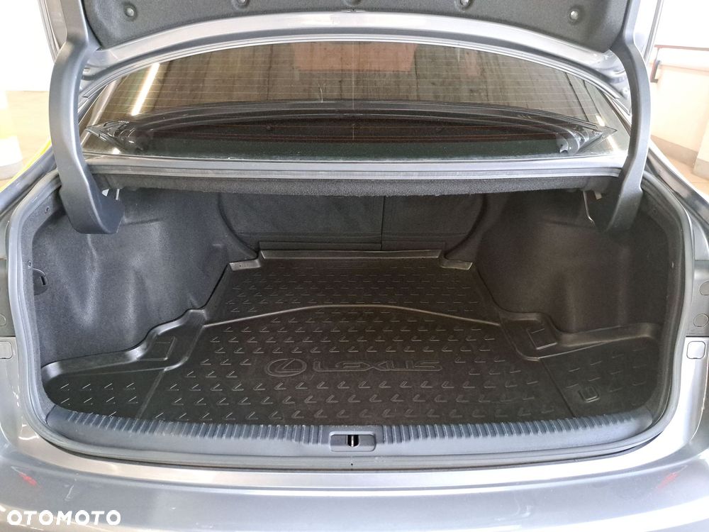 Lexus IS 250 Elite - 13