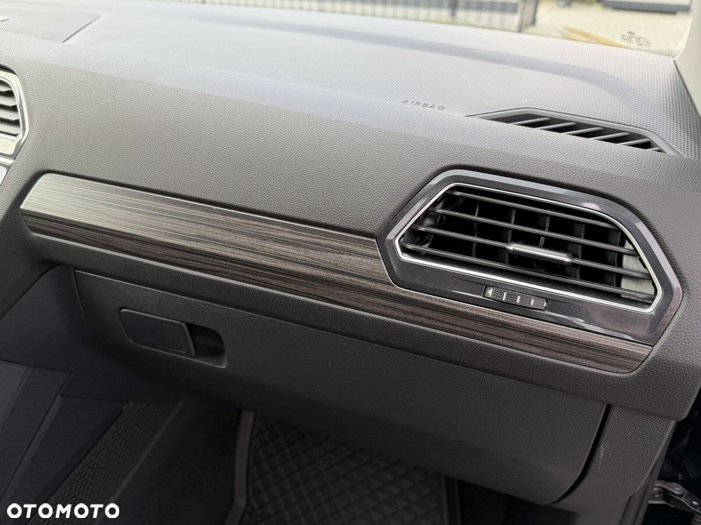 Volkswagen Tiguan Allspace 2.0 TDI 4Mot Elegance DSG - 30