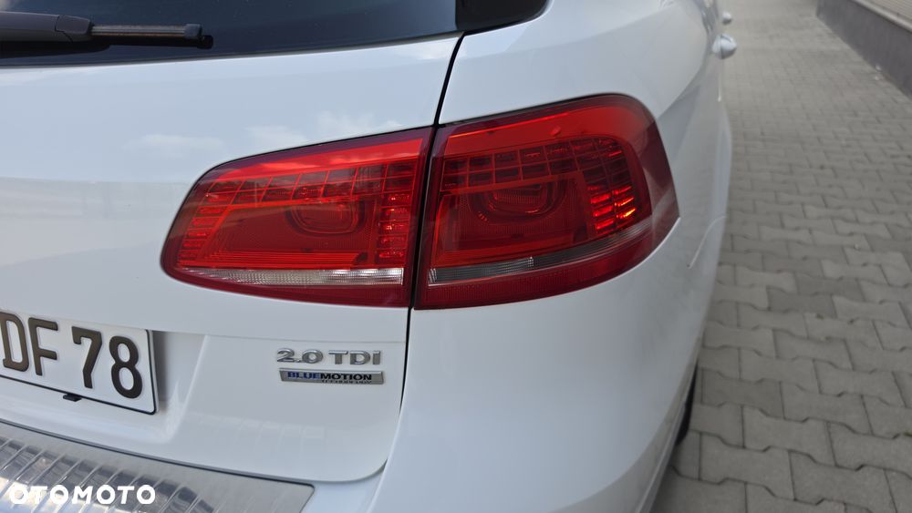 Volkswagen Passat 2.0 TDI Highline - 22