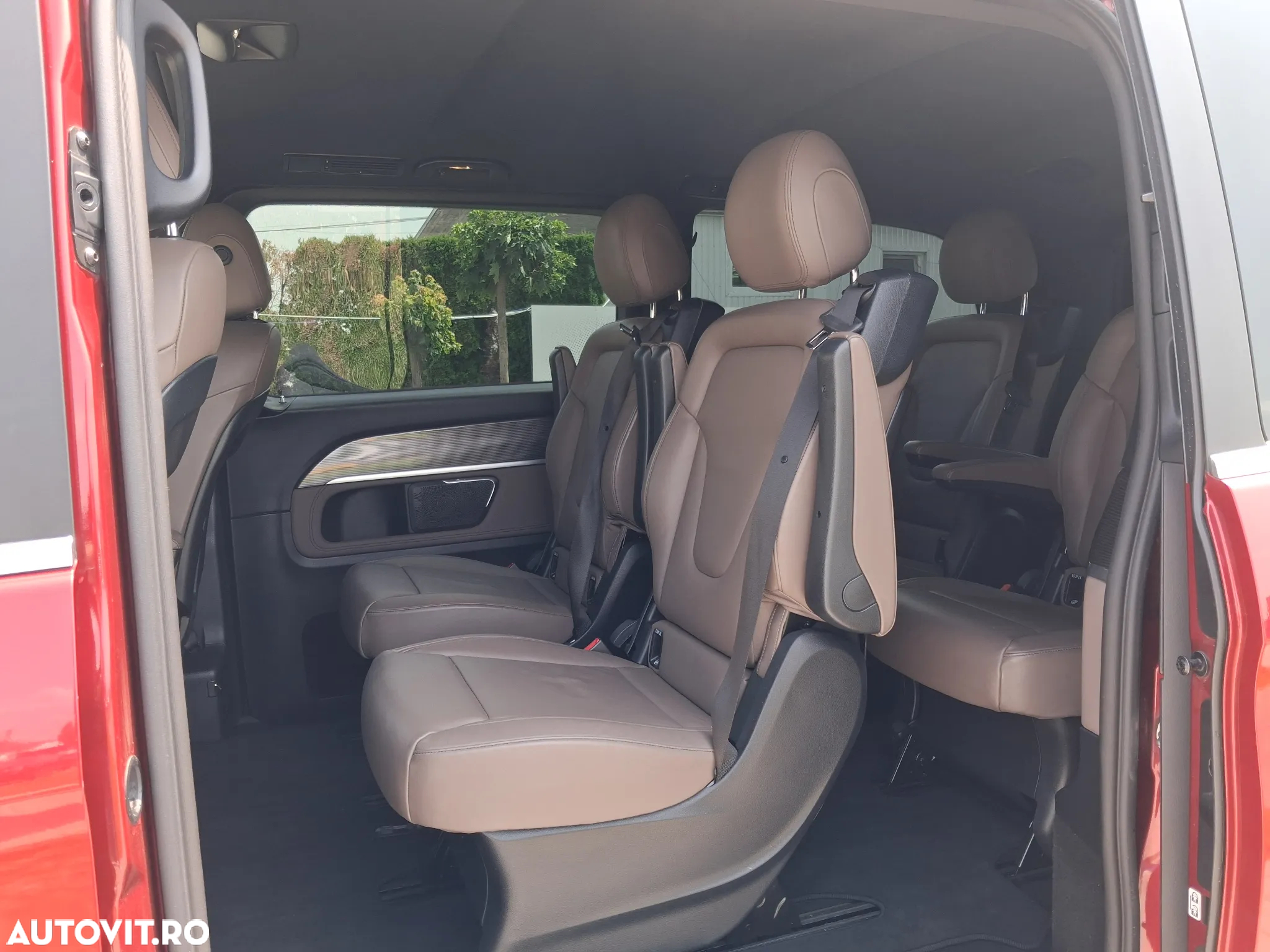 Mercedes-Benz V 300 d Combi Lung 237 CP RWD 9AT - 12