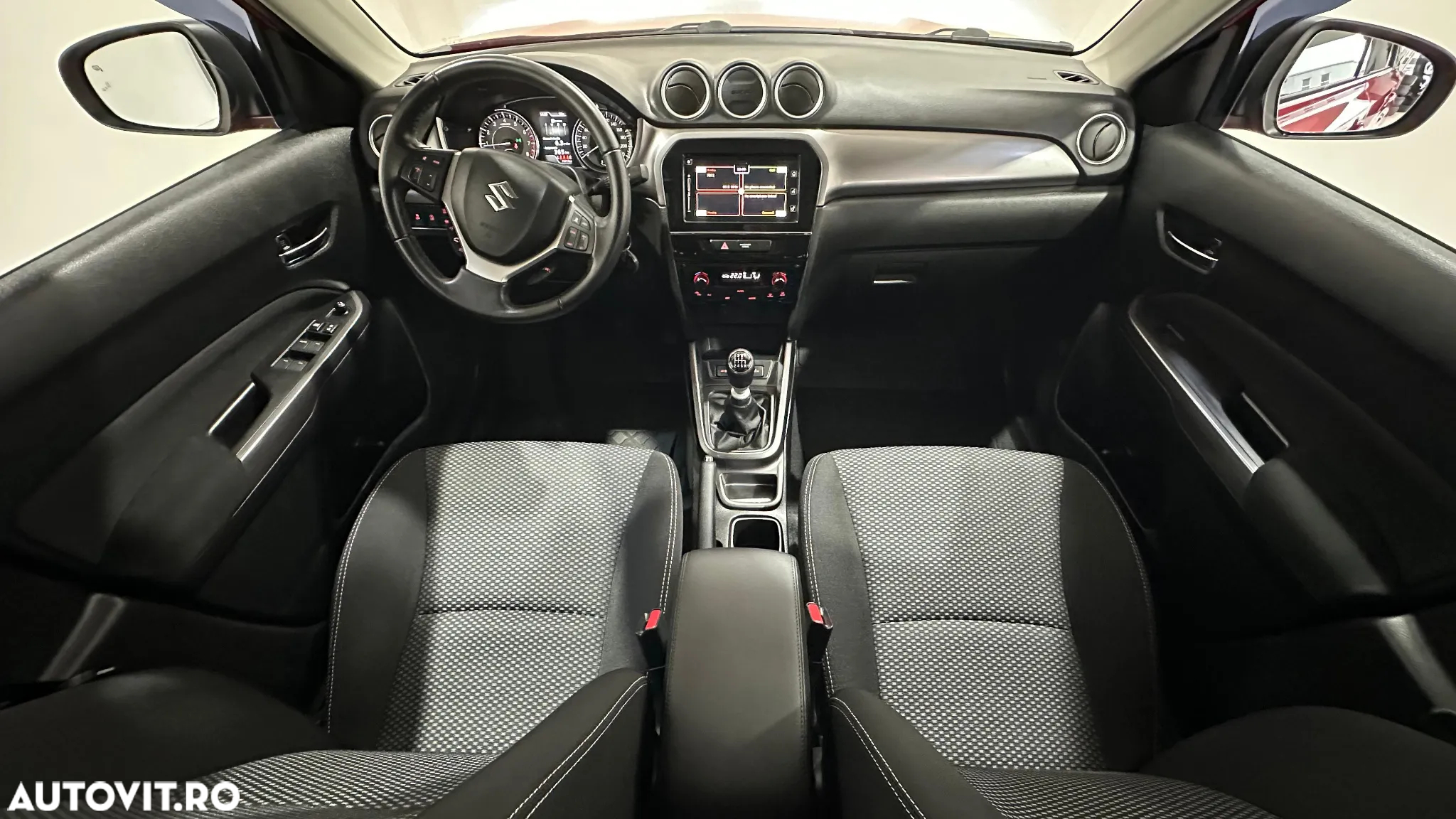 Suzuki Vitara 1.4 Boosterjet MHEV Passion - 9