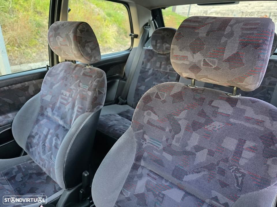 Citroën Saxo 1.6i 16V Cup - 6