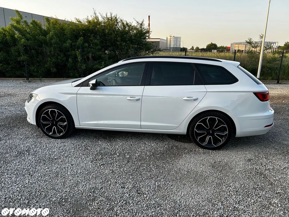 Seat Leon 2.0 TSI DSG OPF FR - 11