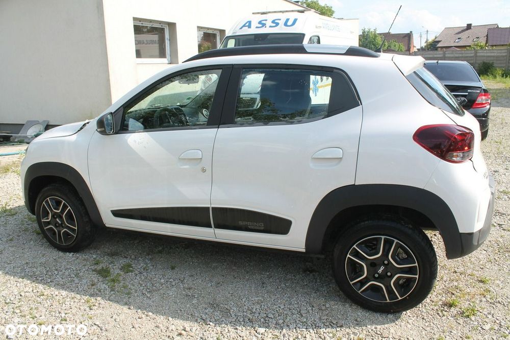 Dacia Spring - 3