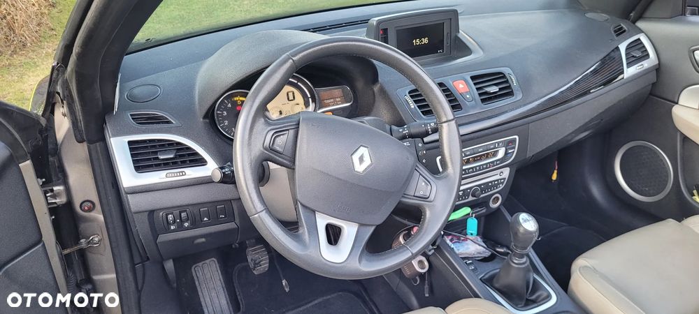 Renault Megane 1.9 dCi Privilege - 6