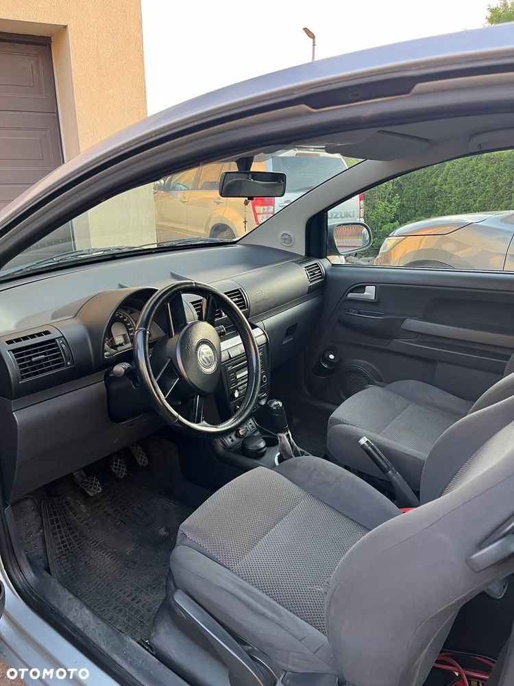 Volkswagen Fox - 6