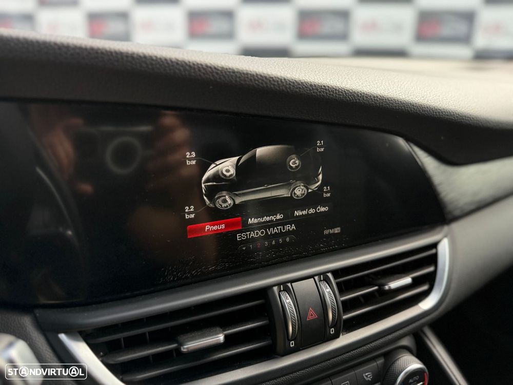 Alfa Romeo Giulia 2.2 D Super AT8 - 35