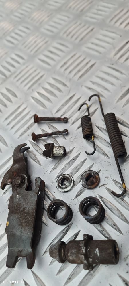 Kia Sorento I Rozpierak Sprężynka Ręcznego - 7