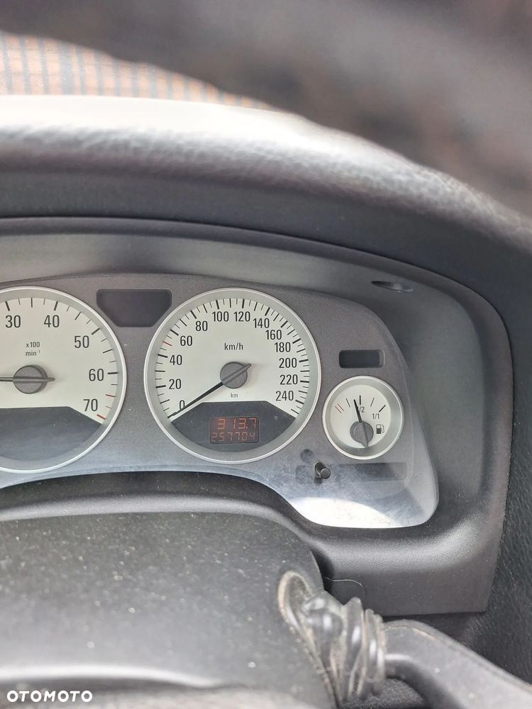 Opel Astra 1.8 Njoy - 6