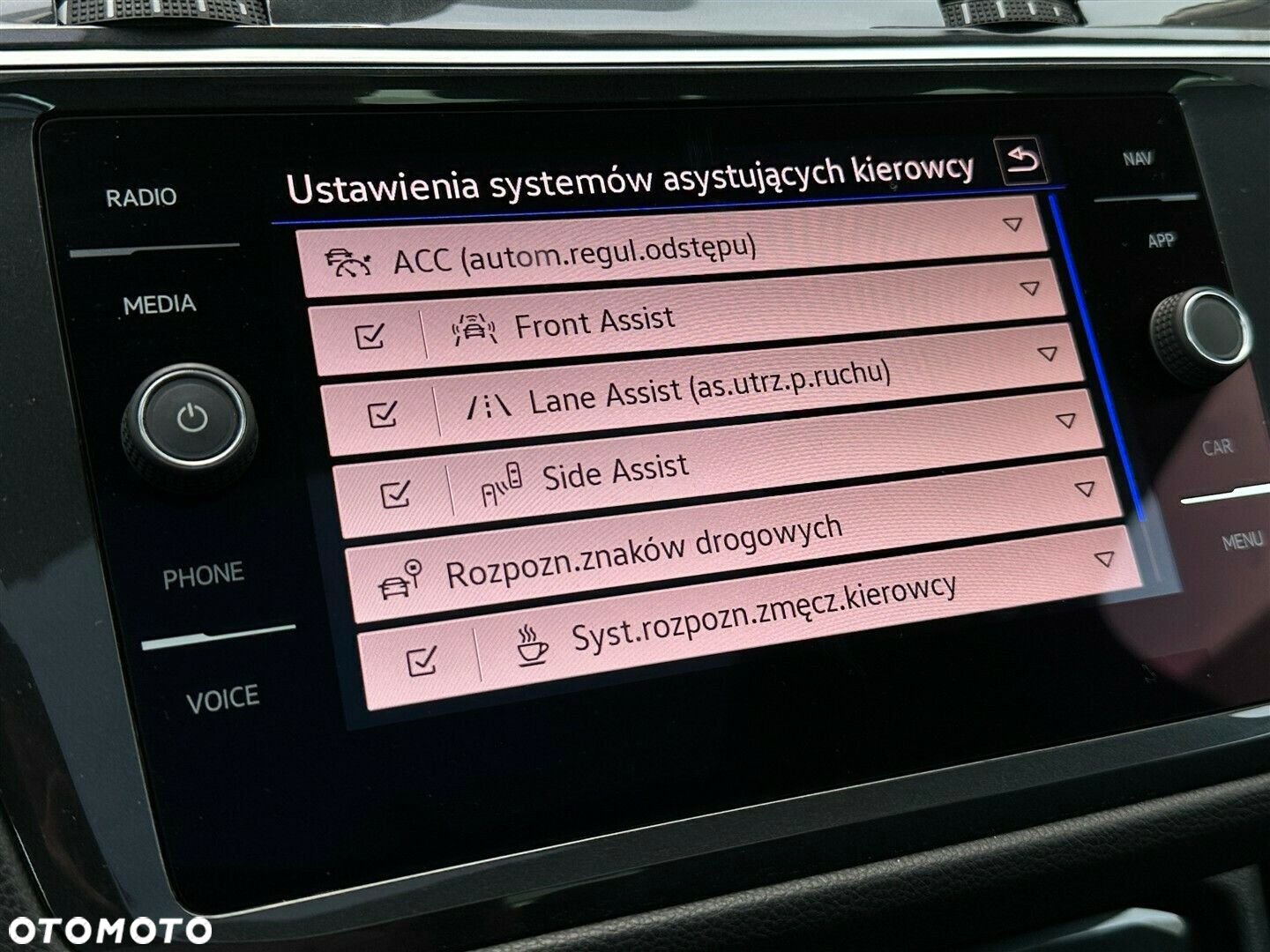 Volkswagen Tiguan 2.0 TSI 4Mot Elegance DSG - 29