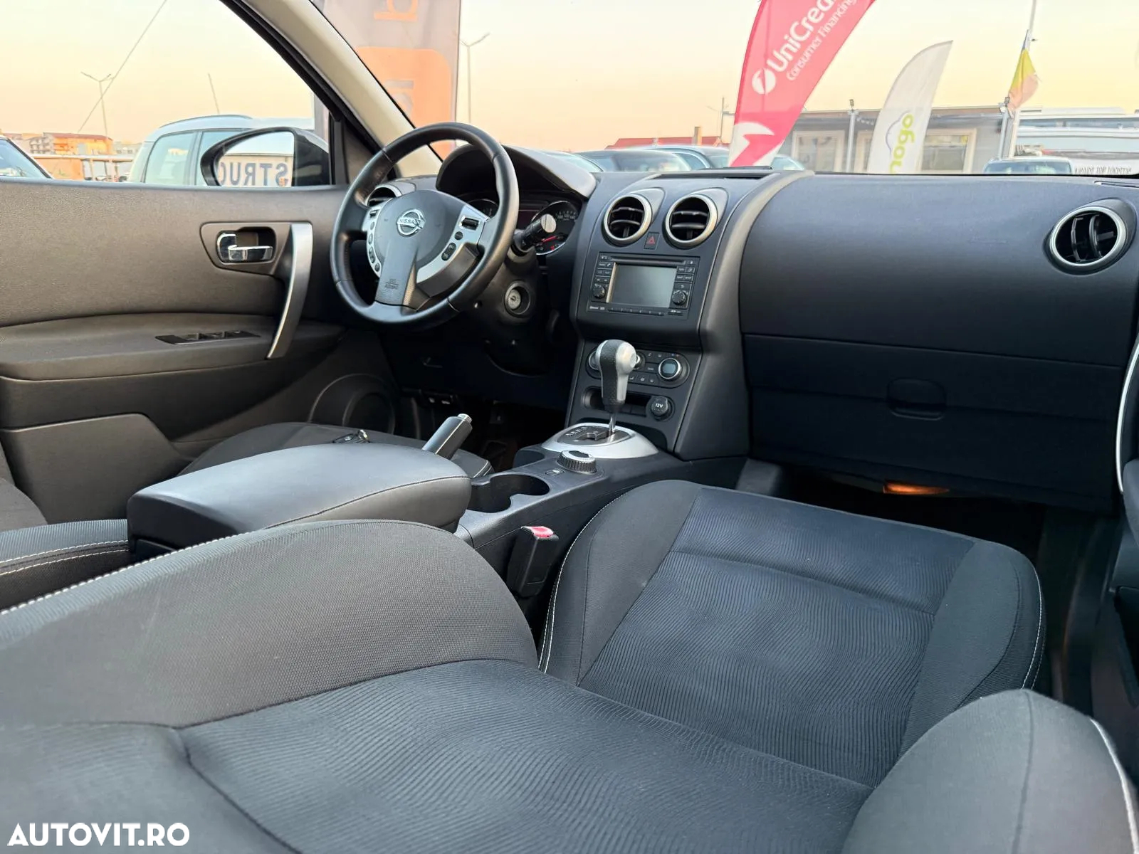 Nissan Qashqai 2.0 dCi DPF 4x4 Aut tekna - 29