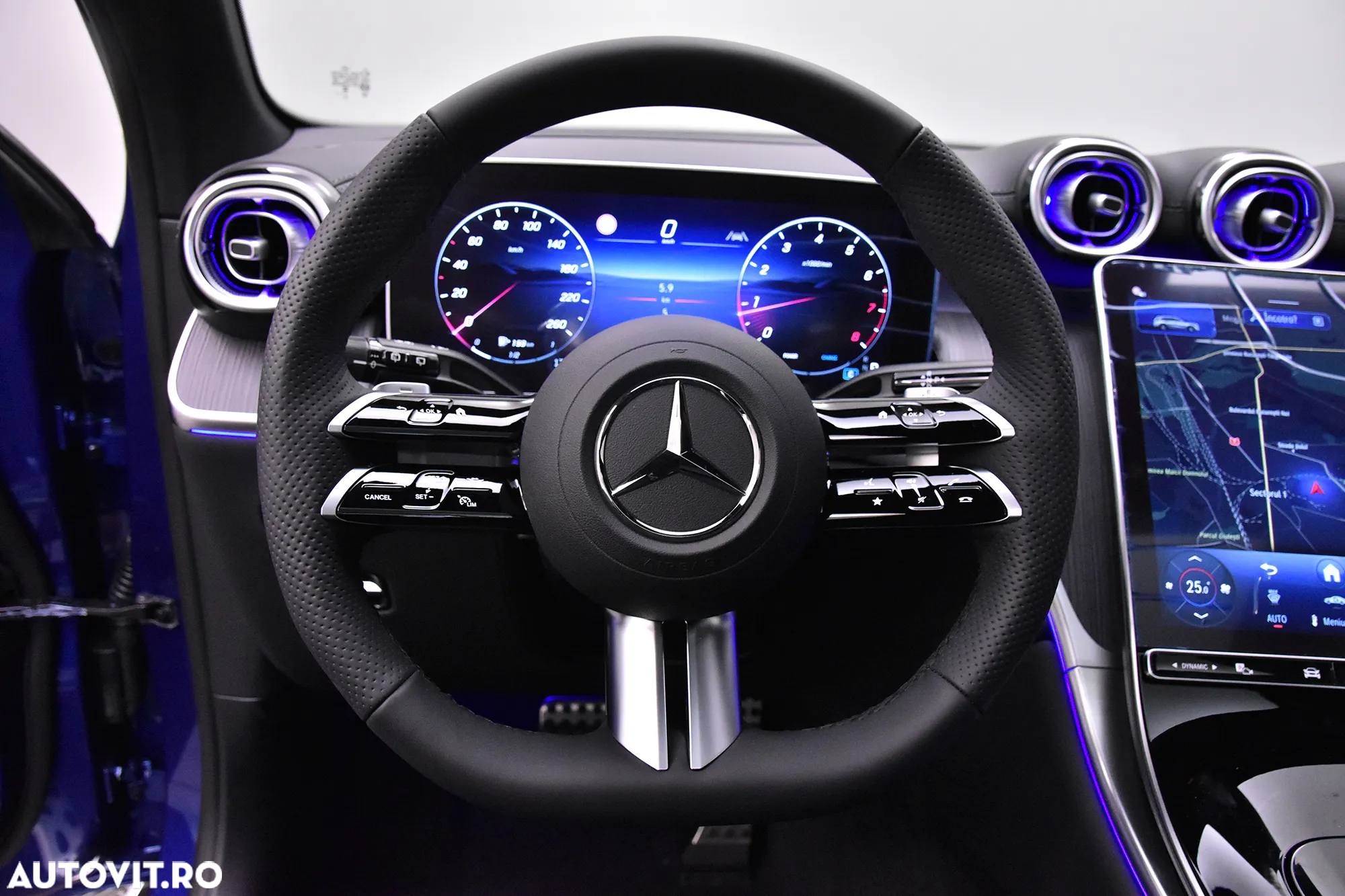 Mercedes-Benz GLC 300 4MATIC MHEV - 16