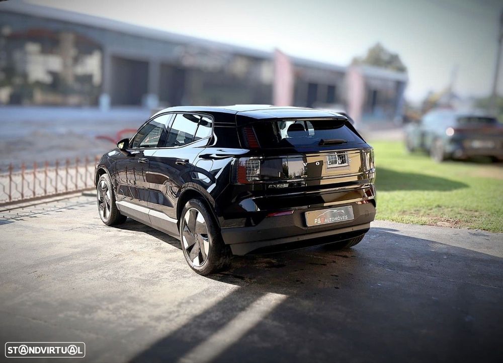 Volvo EX30 69 kWh Single Motor Extended Range Plus - 11