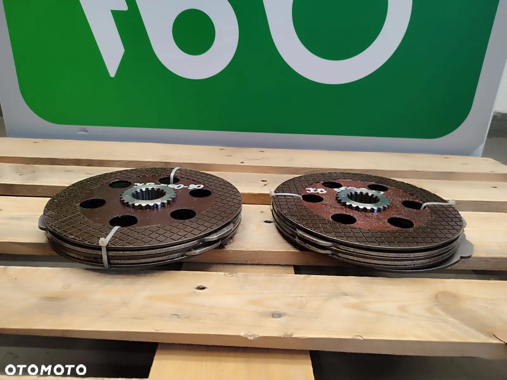 Tarcze hamulcowe przekładki 1130701402 JCB 550-80 - 5